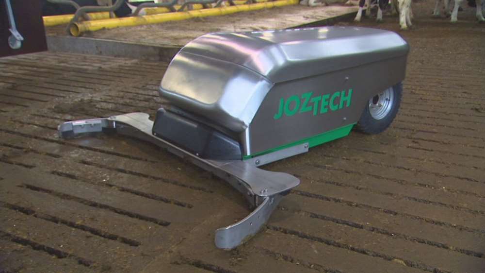 JOZ Manure Scraper